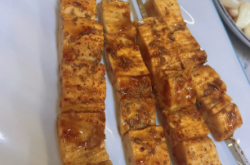 赤峰牛鞭燒烤店電話號(hào)碼多少