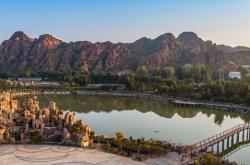 赤峰紅山游樂園電話地址查詢