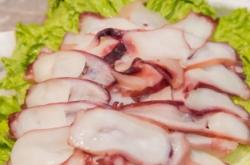 赤峰秀梅糕點店電話地址查詢