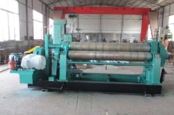 大型三輥卷板機(jī)生產(chǎn)