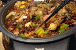 赤峰科爾沁奶酪店電話號碼