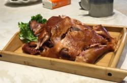 赤峰物資小區(qū)小酒館電話號(hào)碼