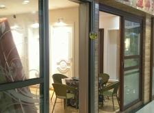 赤峰盼盼門業(yè)電話號碼查詢