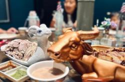 赤峰美食周師傅是誰(shuí)呀電話多少