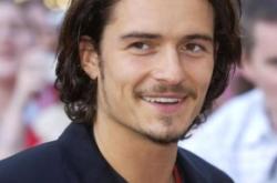 赤峰修胡子造型電話(huà)號(hào)碼是多少