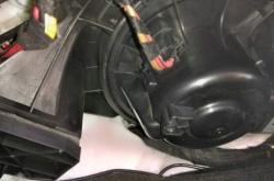 赤峰座椅加熱團(tuán)購店電話號碼