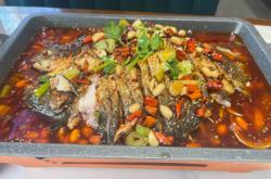 赤峰便宜烤魚店電話多少號