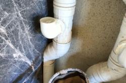 赤峰衛(wèi)生間反水維修電話號碼