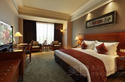 赤峰市躍龍門(mén)飯店地址電話號(hào)碼