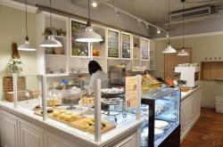 赤峰好吃甜品店電話地址查詢