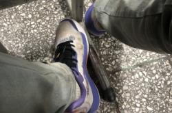 赤峰舊籃球鞋回收店電話(huà)號(hào)碼