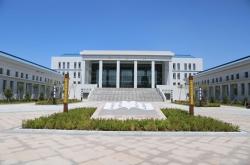 內(nèi)蒙赤峰市教委招生電話號(hào)碼