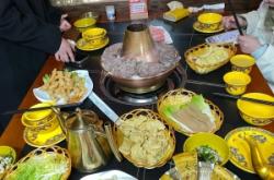 赤峰黃膘牛排火鍋地址電話查詢