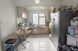 赤峰香格里拉燙發(fā)店電話號碼