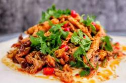 赤峰哥倆熟食店地址電話號(hào)碼