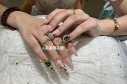 赤峰紅山區(qū)美甲店電話號碼