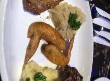 赤峰新天地音樂酒吧電話號碼