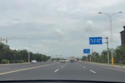 赤峰蛋糕叔叔電話多少啊