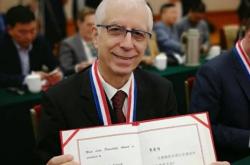 赤峰中專(zhuān)學(xué)歷報(bào)名電話(huà)是多少號(hào)