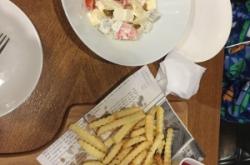 赤峰佳康炸雞店電話地址查詢