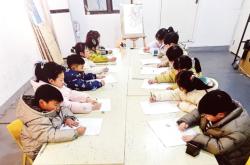 赤峰盒馬畫室電話號碼多少