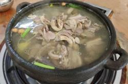 赤峰狗肉熟食店地址電話號(hào)碼