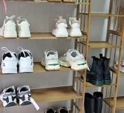 赤峰翰王洗鞋店地址電話號碼