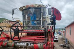 雷沃赤峰經(jīng)銷商電話號碼