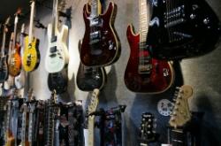 赤峰李明源吉他專賣店電話號碼