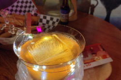 愛巢酒吧赤峰店電話地址查詢