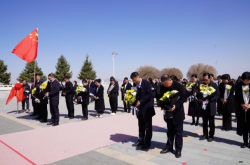 人保赤峰分公司電話號(hào)碼是多少?