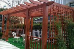 赤峰陽臺鋁藝?yán)燃馨惭b電話號碼