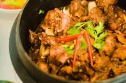 赤峰站美食廣場電話多少號