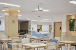 赤峰敬心足浴館地址電話號碼