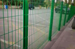 赤峰網(wǎng)圍欄廠家電話地址查詢