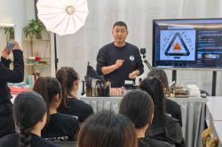 赤峰藝考咨詢熱線電話號(hào)碼