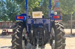 赤峰拖拉機(jī)批發(fā)基地電話號碼