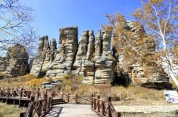 赤峰旅游租房車電話多少號(hào)