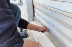 赤峰小區(qū)防盜門維修電話號碼