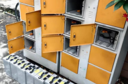 赤峰騎手換電池電話號碼是多少