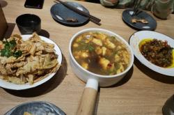 赤峰炫烤燒烤店電話地址查詢