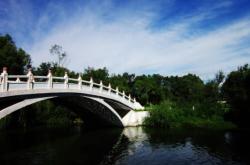 赤峰菲琳攝影電話號(hào)碼查詢