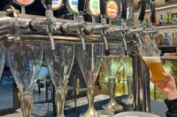 赤峰凌晨燒烤店地址電話號(hào)碼