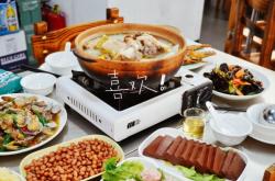 赤峰正宗烤羊肉火鍋電話地址