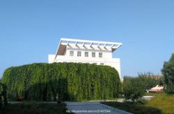 赤峰學院張穎群