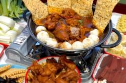 赤峰豬蹄鍋底火鍋店電話號碼