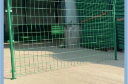 赤峰防拋網(wǎng)護(hù)欄廠家電話號碼