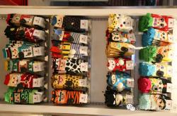 赤峰賣道具服裝電話是多少號(hào)