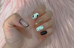 赤峰市真真美甲店電話號(hào)碼