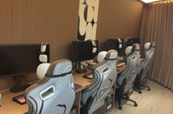 赤峰藝博電競(jìng)酒店電話號(hào)碼